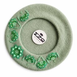 Beretă handmade verde salvie din lână 100% – EZO